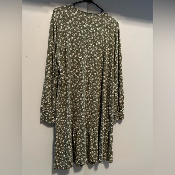 ❤️LOFT - Olive Green Long Sleeve V-Neck Sundress (Size XL) - Picture 9 of 11